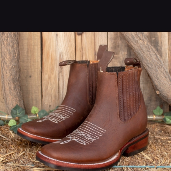 Brown Leather Women's Boots Handmade - Picture 3 of 3